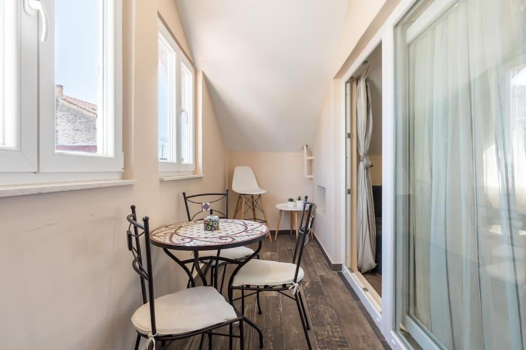 Elegant Residence Rooms & Apartments Сплит Екстериор снимка